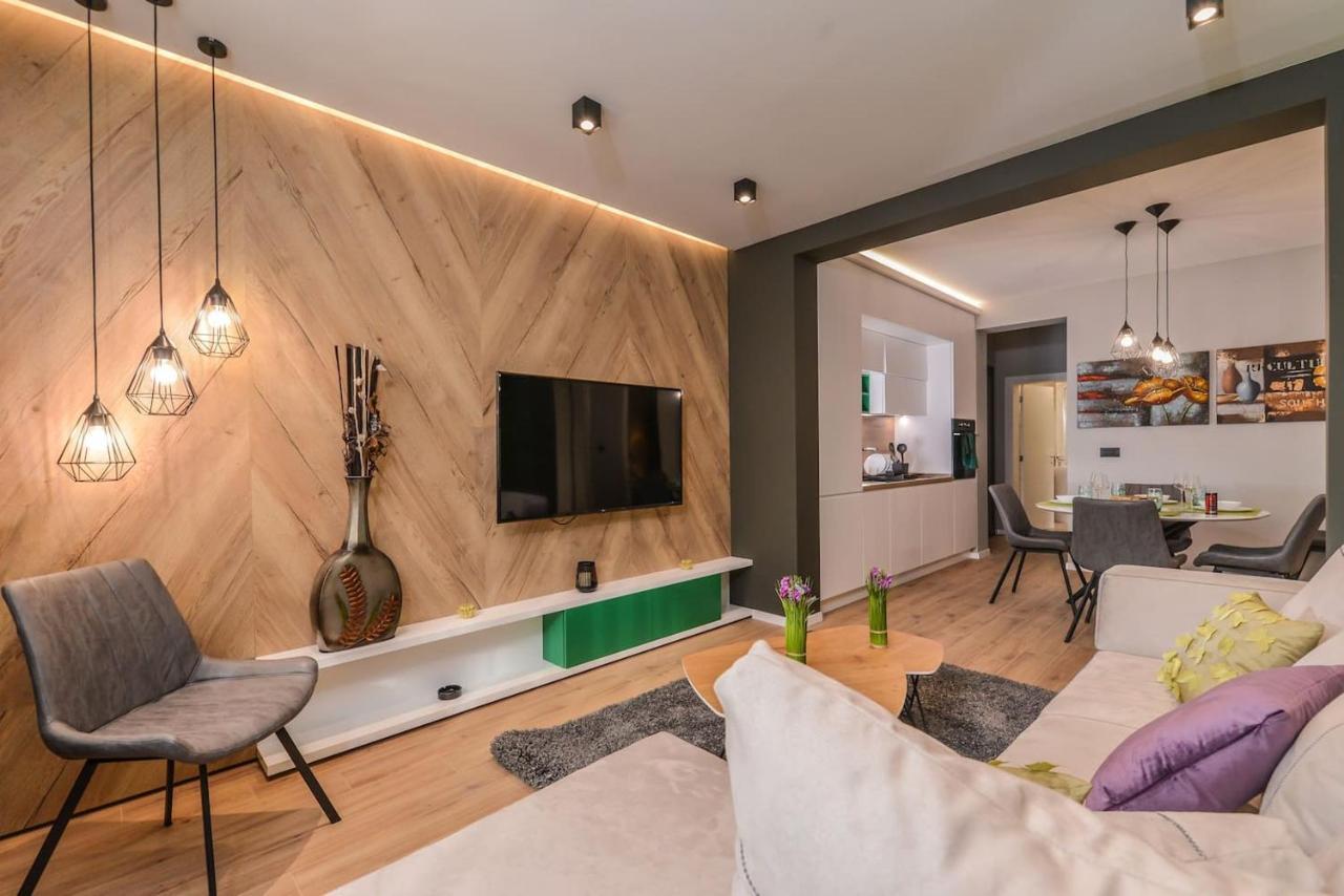 Urban Eden - Lux & Style, 2-Bedroom, 2-Bathroom Sofia Eksteriør billede